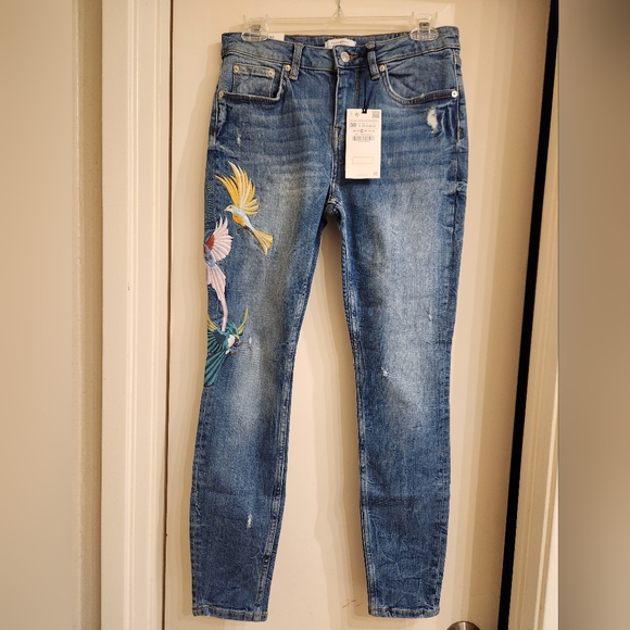Zara Birds Embroidered Denim Jeans US 6 EU 38 Butterfly 🦋 NWT - Picture 4 of 6